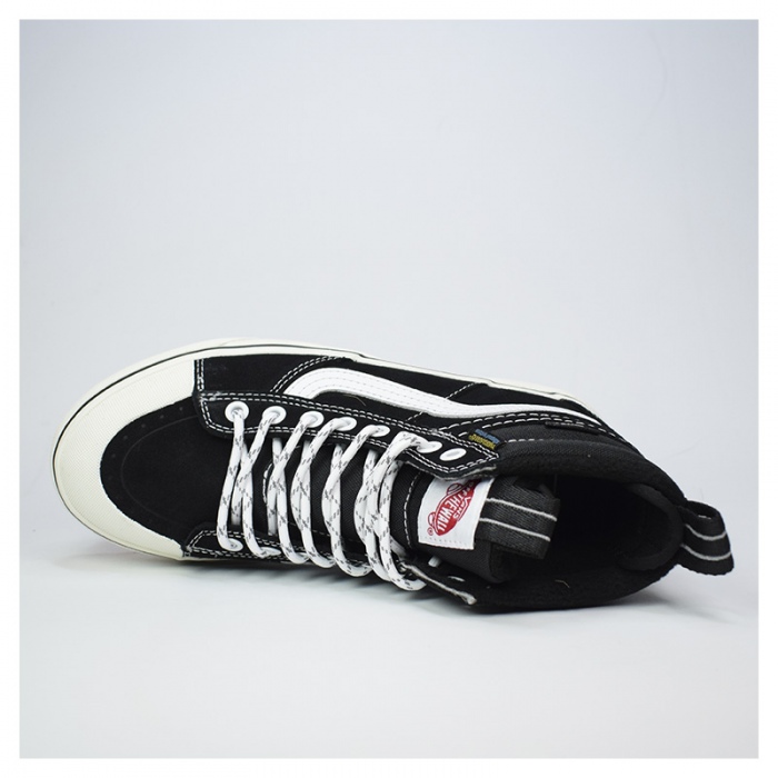 Zapatillas Vans Mte Sk8-Hi Waterproof Black/White VN000CVT6BT1