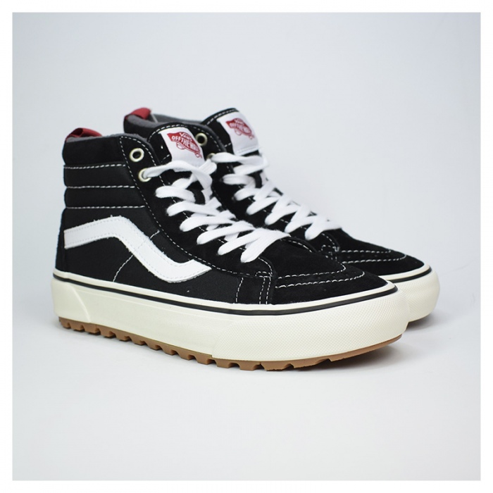 Zapatillas Vans Sk8-Hi Mte-1 Black/True White VN0A5HZY6BT1