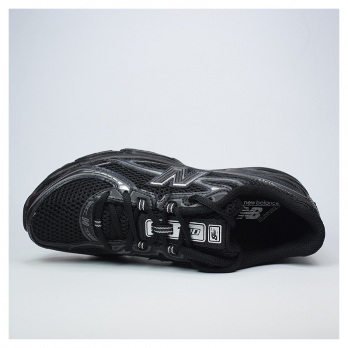 New Balance 740 U740BM2