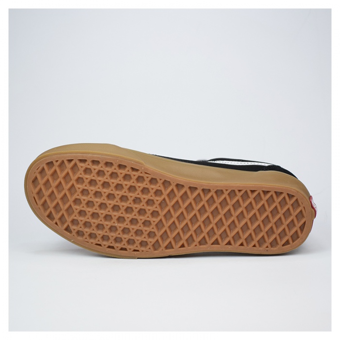 Zapatillas Vans Old Skool Black/Gum VN000CR5B9M1