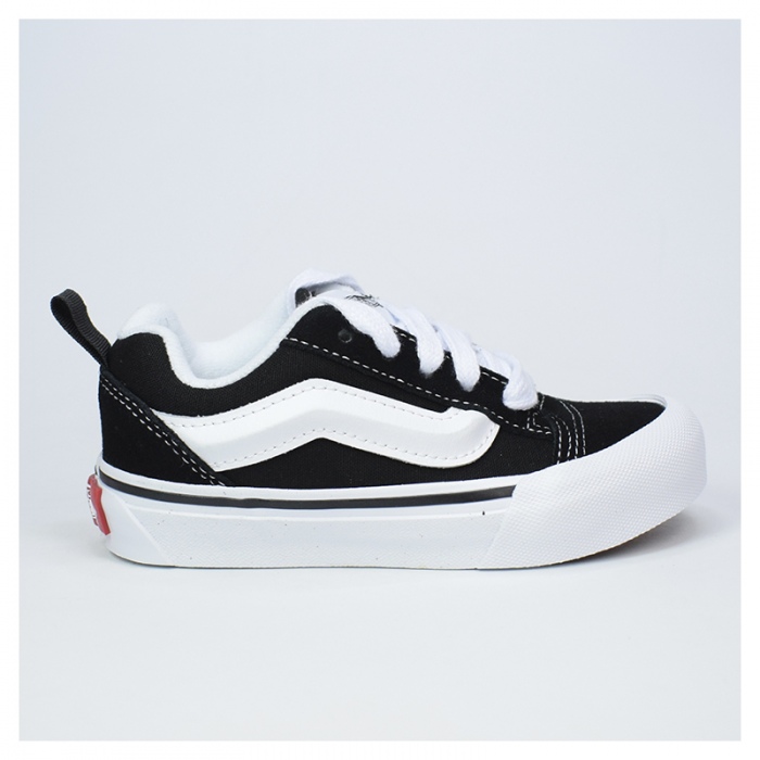Zapatillas Vans Knu Skool niño Black/White VN000CYU6BT1