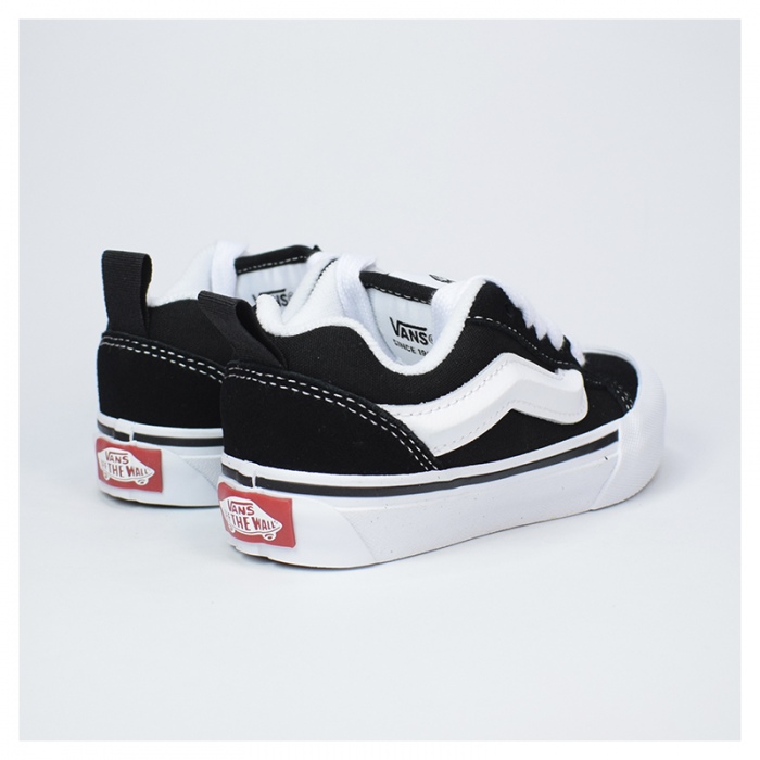 Zapatillas Vans Knu Skool niño Black/White VN000CYU6BT1