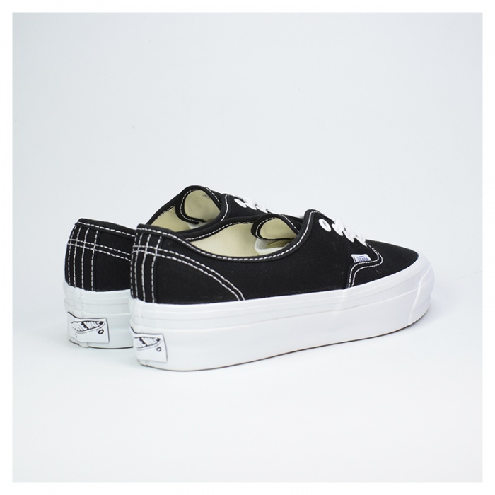 Vans Authentic LX Authentic Reissue 44 Black/White VN000CQABA21