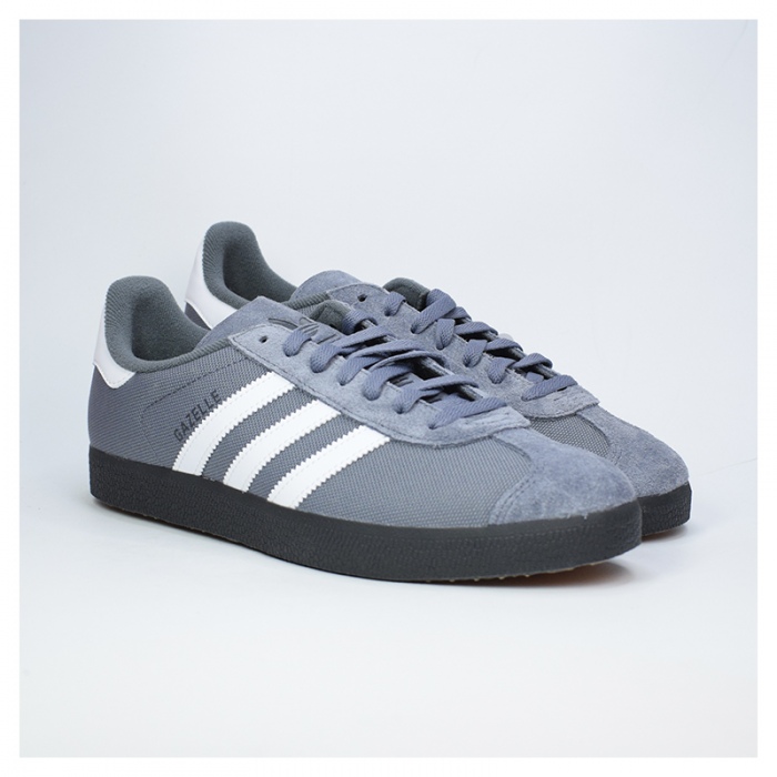 Zapatillas Adidas Gazelle Onix/FTWhite/Carbon JR6294