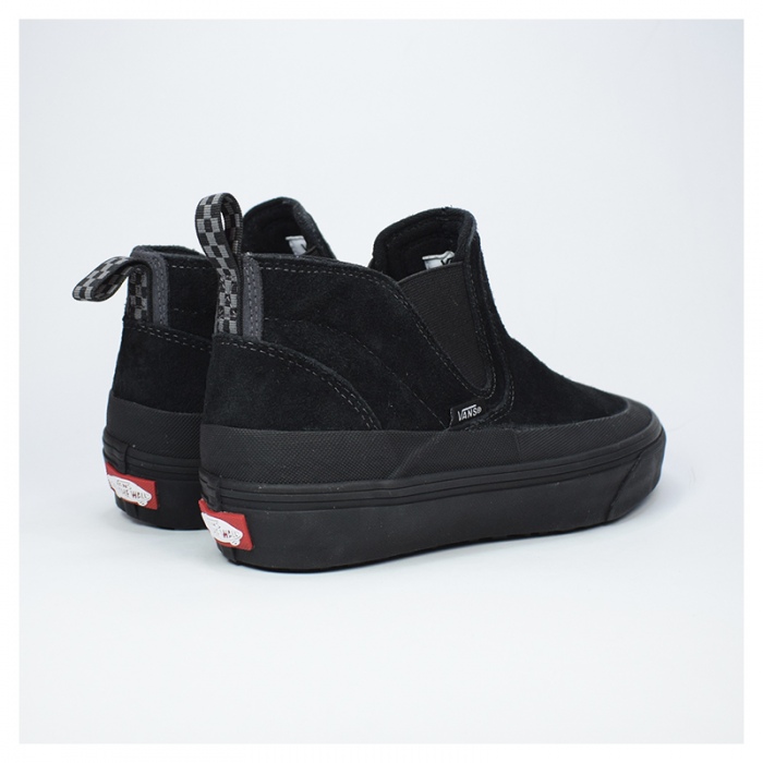 Vans MTE Mid Slip Insulated Black VN000DANBLK1