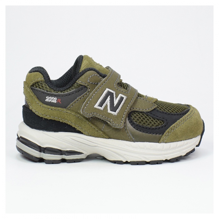 Zapatillas New Balance niño 2002 IV2002RZ