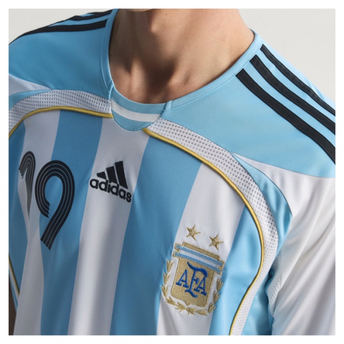 Adidas Authentic Messi 1ª Equipación de Argentina AFA 06 JN3708
