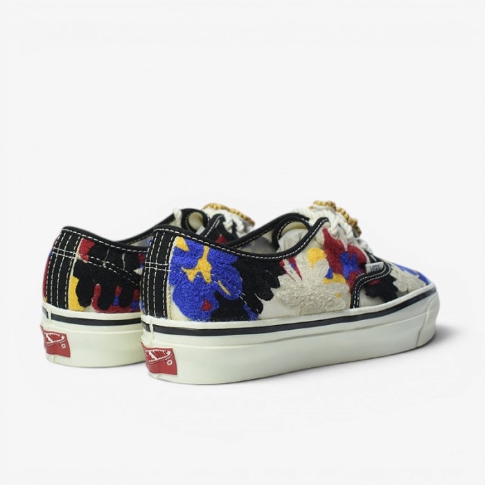 Vans Authentic LX Authentic 44 Needlewor Multi VN000Y0S4481