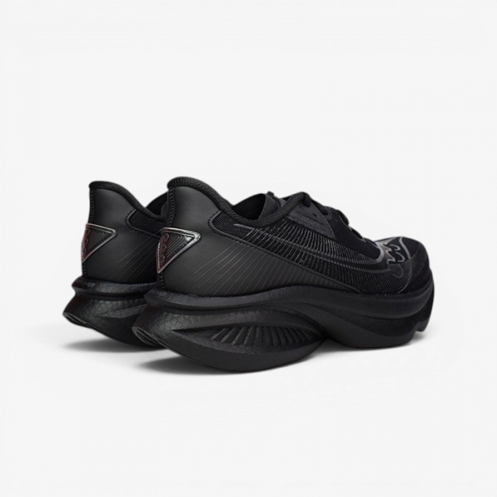 Zapatillas Saucony Endorphin Azura Triple Black S101329-1044