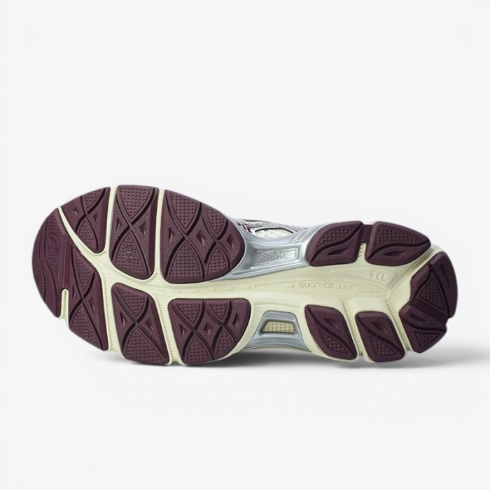 Zapatillas Asics Gel-Cumulus 16 Cream/Beniimo Purple 1203A733-104