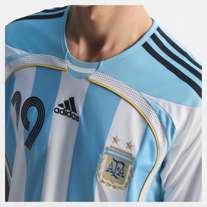 Adidas Authentic Messi 1ª Equipación de Argentina AFA 06 JN3708