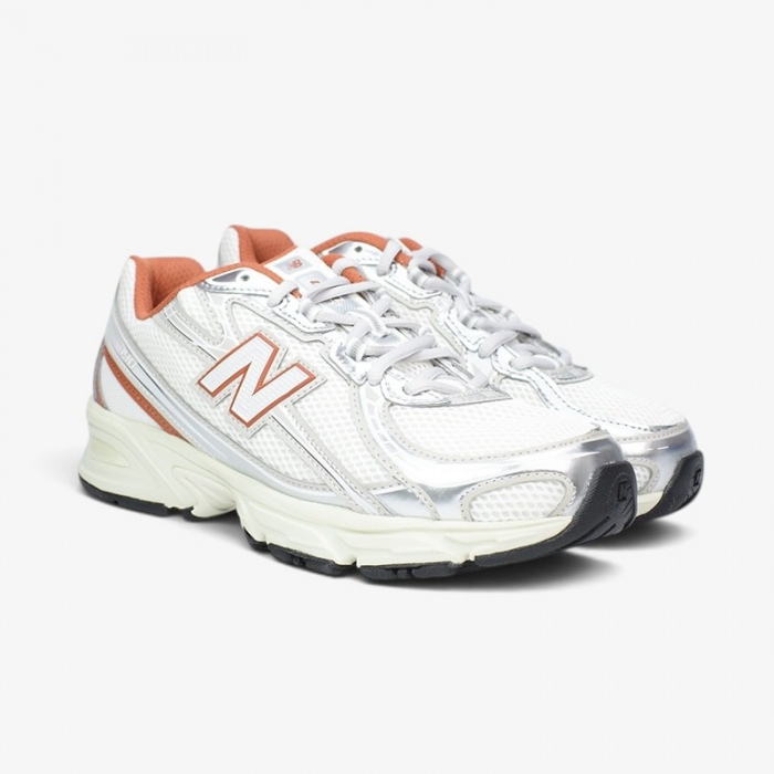 New Balance 740 U7403SB