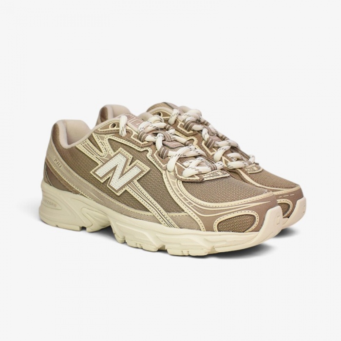 New Balance 740 U7403TR